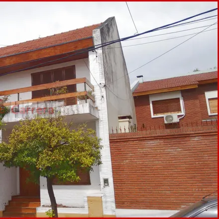 Buy this studio house on Las Huellitas in Conscprito Bernardi, Villa Parque San Lorenzo