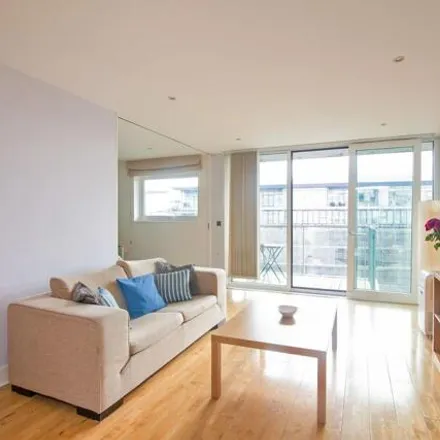 Image 5 - Howard Building, 368 Queenstown Road, London, SW11 8NT, United Kingdom - Apartment for sale