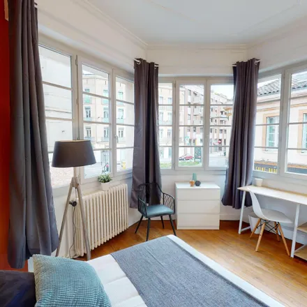 Rent this 5 bed room on 50 Rue de la Colombette in 31000 Toulouse, France
