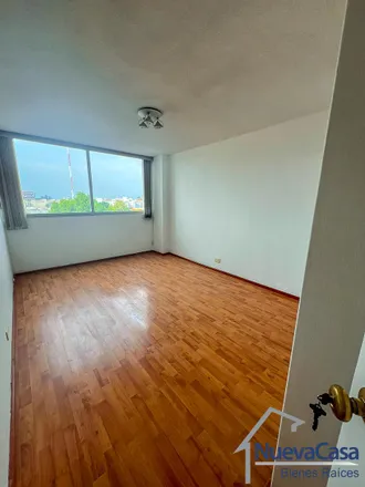 Buy this studio apartment on Colegio Avante in Calle José María Olloqui, Acacias