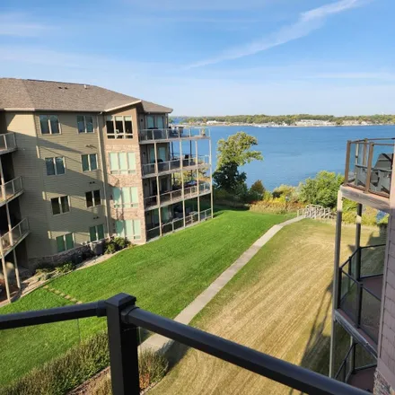 Buy this 3 bed condo on 1900 240th Avenue in Arnolds Park, Dickinson County