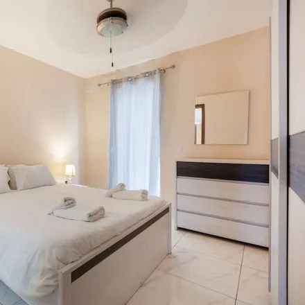 Rent this 3 bed apartment on Triq San Pawl il-Baħar in Saint Paul's Bay, SPB 9028