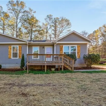 Buy this 3 bed house on 95 Hickory Circle in Carroll County, GA 30116