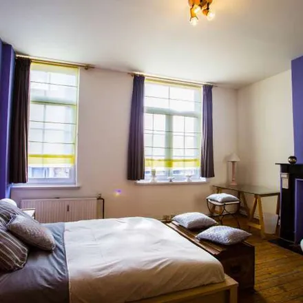Rent this 2 bed apartment on Rue François Delcoigne - François Delcoignestraat 6 in 1081 Koekelberg, Belgium
