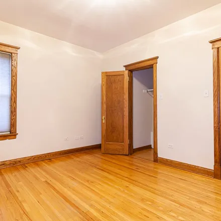 Rent this 2 bed apartment on 5830 North Kenmore Avenue in Chicago, IL 60660