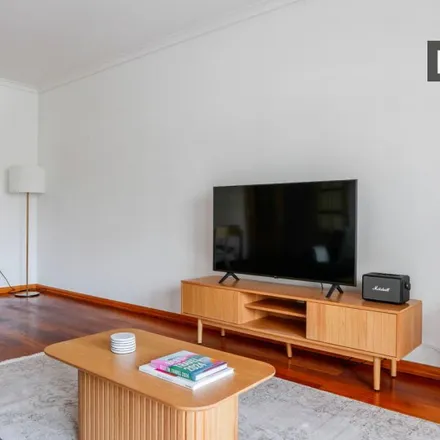 Rent this 3 bed apartment on Avenida de Portugal in 2775-629 Cascais, Portugal