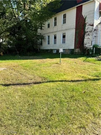 Image 3 - 1815 East 65th Street, Cleveland, OH 44103, USA - House for sale