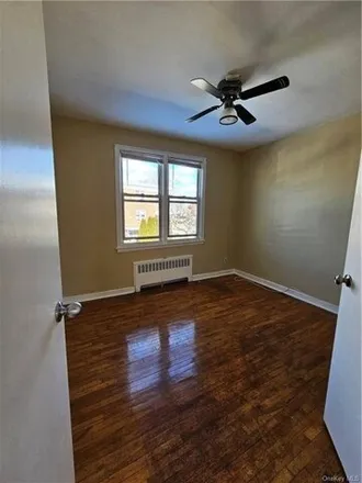 Image 4 - 2 Burbank Street, Mohegan Heights, City of Yonkers, NY 10710, USA - Apartment for rent
