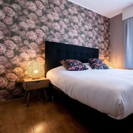 Rent this 2 bed apartment on Belgium Pier in Zeedijk, 8370 Blankenberge