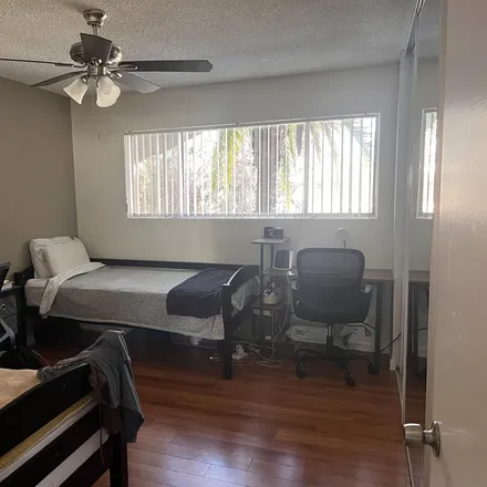 Rent this 1 bed room on Atrium Apartments in 10965 Strathmore Drive, Los Angeles
