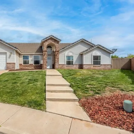 Buy this 4 bed house on 640 Palm Circle in Washington, UT 84780
