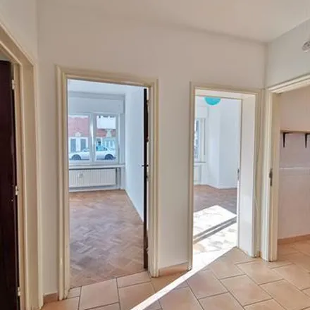 Rent this 1 bed apartment on Rue Baron de Castro - Baron de Castrostraat 61 in 1040 Etterbeek, Belgium