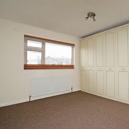 Image 4 - Hookstone Close, Harrogate, HG2 7HL, United Kingdom - Duplex for rent