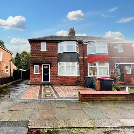 Buy this 3 bed duplex on Wilfred Road in Worsley, M30 7LB