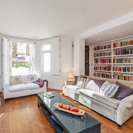 Rent this 2 bed apartment on 40 Russell Road in London, W14 8HU