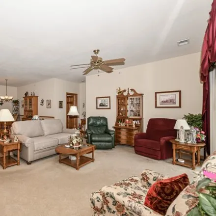 Image 4 - 9242 Creekside Circle, Pleasant Prairie, WI 53158, USA - Condo for sale