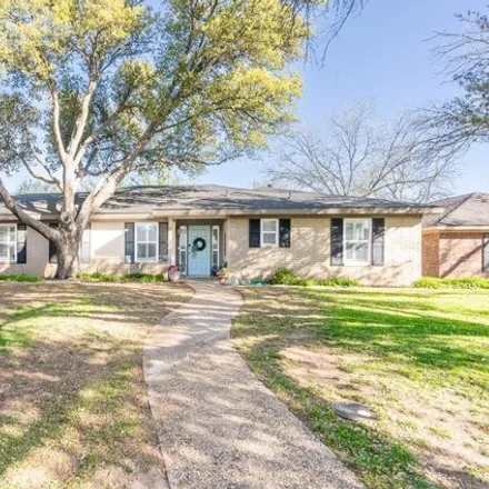 Buy this 4 bed house on 2338 Culpeper Drive in Midland, TX 79705