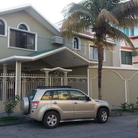 Buy this 4 bed house on Empresa Eléctrica de Guayaquil in 1 Pasaje 2, 090513