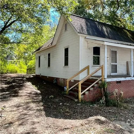 Buy this 2 bed house on 630 Dupre Street in Chester, SC 29706