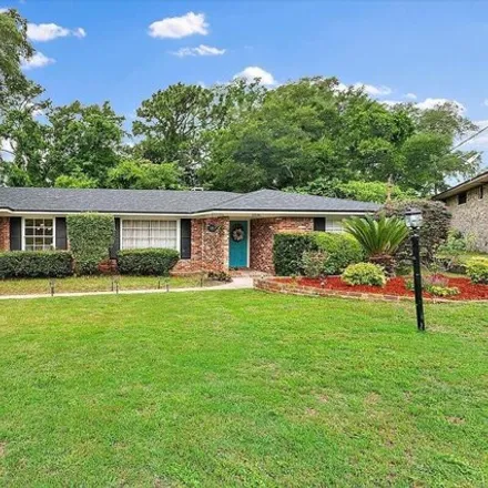 Buy this 3 bed house on 2060 Woodleigh Drive West in Jacksonville, FL 32211