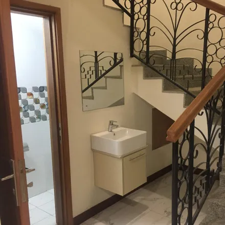 Buy this 4 bed apartment on Lenana Road in Kilimani division, 44847