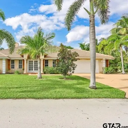 Rent this 5 bed house on Atlantic Avenue in Palm Beach Shores, Palm Beach County