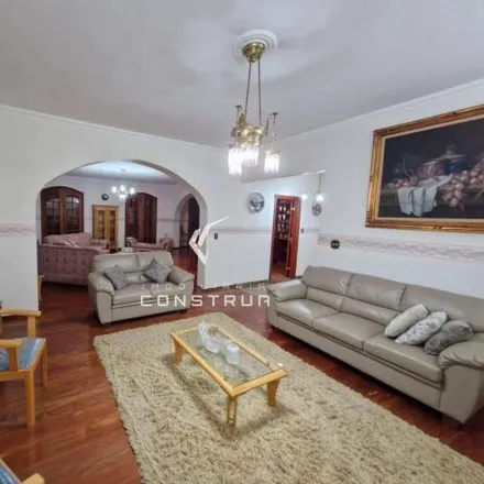 Buy this 8 bed house on Rua Hilza Teixeira Penteado de Lemos in Sousas, Campinas - SP