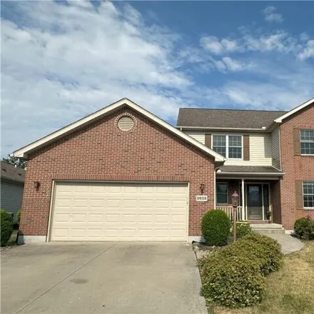 Buy this 5 bed house on 2652 Shady Tree Dr in Troy, Ohio