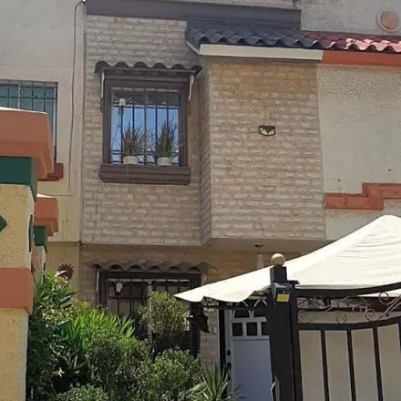 Buy this 2 bed house on Privada Porta Nova in Fraccionamiento Villa del Real 3a. Sección, 55749 San Martín Azcatepec