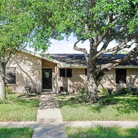 Buy this 3 bed house on 4334 Braggs Drive in Corpus Christi, TX 78413