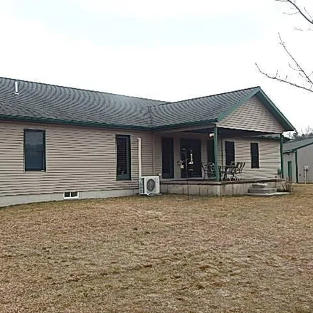 Image 5 - West Chauvez Road, Riverton Township, MI 49431, USA - House for sale
