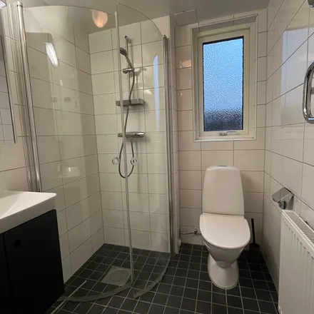 Rent this 3 bed apartment on Pennygången in 414 82 Gothenburg, Sweden