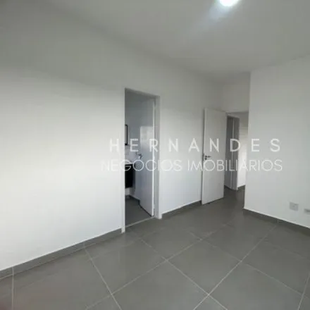 Buy this 3 bed apartment on Avenida Gionani Atílio Tolaini in Jardim Maria Helena, Barueri - SP