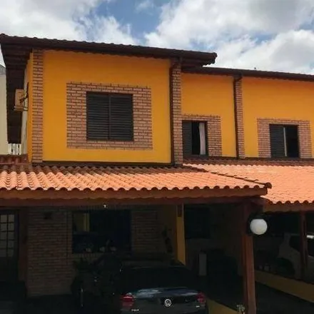 Rent this 3 bed house on Rua Alberto Hinoto Bento in Macedo, Guarulhos - SP