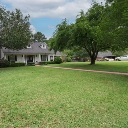 Image 3 - 227 Southern Trace Drive, Lufkin, TX 75901, USA - House for sale
