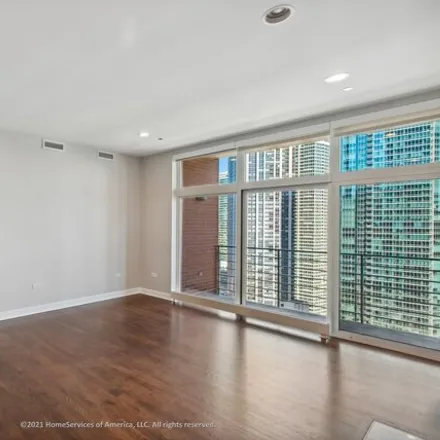 Image 3 - 401-445 East North Water Street, Chicago, IL 60611, USA - Condo for sale