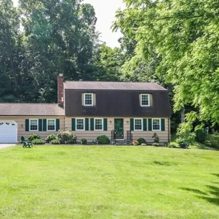 Image 3 - 10 Apple Tree Rd, Bethel, Connecticut, 06801 - House for sale