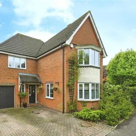 Buy this 4 bed house on Ridgewell Avenue in Chelmsford, CM1 2GA