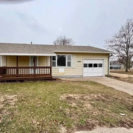 Buy this 2 bed house on 208 East Main Street in Burlington Junction, Nodaway County
