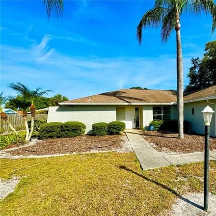 Rent this 3 bed house on 4366 Eastwood Drive in Pinecraft, Sarasota County