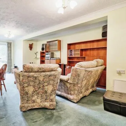 Image 1 - Thompson Court, Broomfield Road, Chelmsford, CM1 1SJ, United Kingdom - Apartment for sale