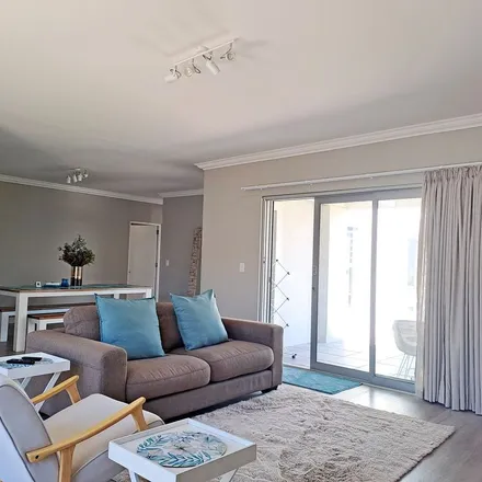 Rent this 3 bed apartment on Woodlands Drive in Goedemoed, Western Cape