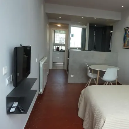Rent this 1 bed apartment on Avenue Francois Cuzin in 83000 Toulon, France