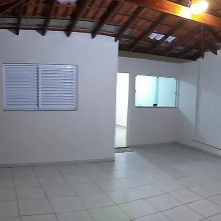 Buy this 2 bed house on Rua Ismael Antônio Silva in Jardim Planalto, Tatuí - SP