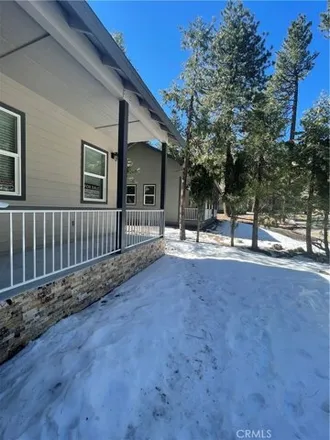 Image 3 - 2602 Whispering Pines Dr, Running Springs, California, 92382 - House for sale