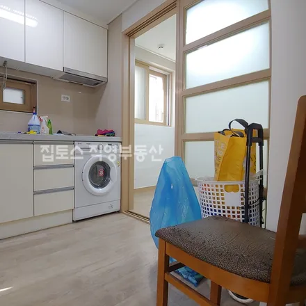 Rent this 2 bed apartment on 서울특별시 관악구 봉천동 897-18
