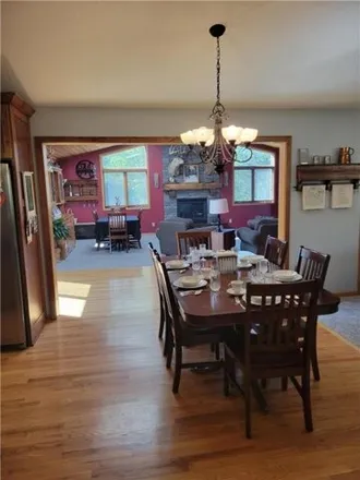 Image 8 - 6600 Ranchview Lane Southeast, Olmsted County, MN 55934, USA - House for sale