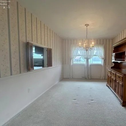 Image 7 - 2714 Sweetbriar Drive, Ranch Wood, Perkins Township, OH 44870, USA - House for sale