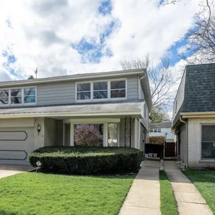 Buy this 4 bed house on 4925 Farwell Avenue in Skokie, IL 60077