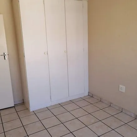Image 1 - Krugerrand Road, Strubens Valley, Roodepoort, 1734, South Africa - Apartment for rent